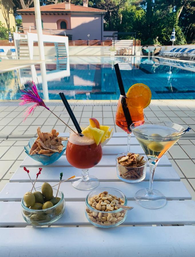 G&D Hotel Deanna Pool&Brunch Milano Marittima Bagian luar foto