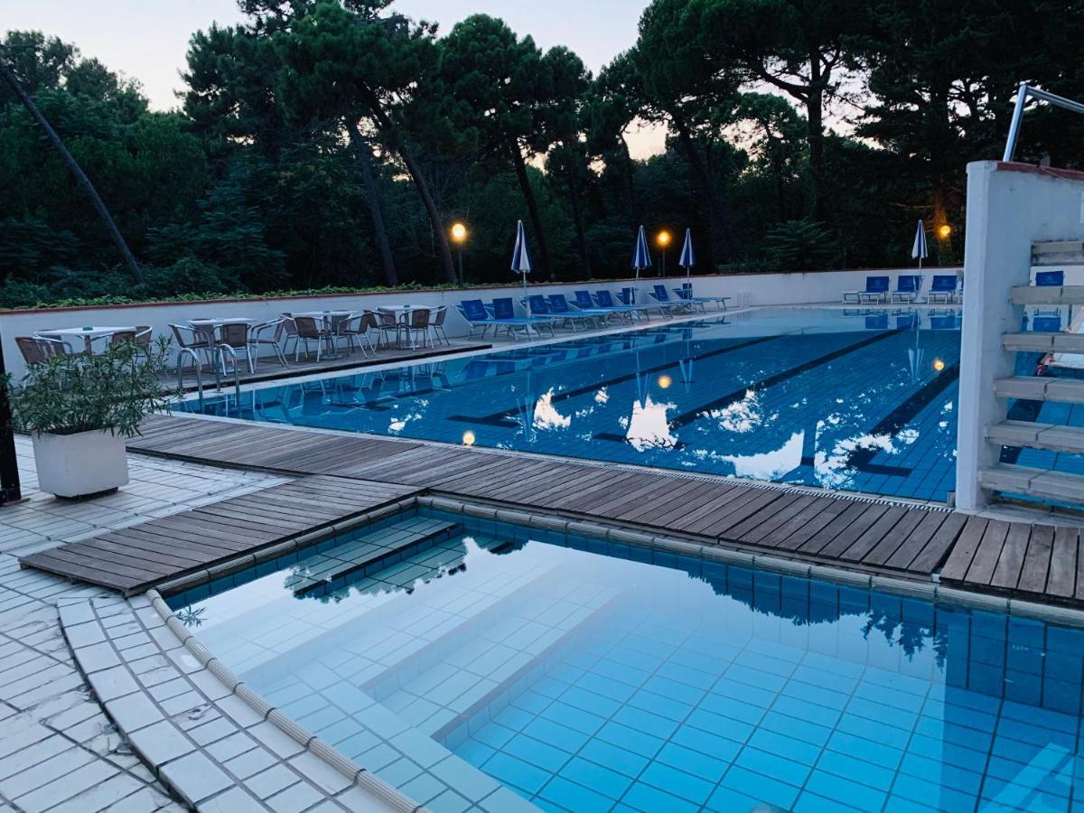 G&D Hotel Deanna Pool&Brunch Milano Marittima Bagian luar foto