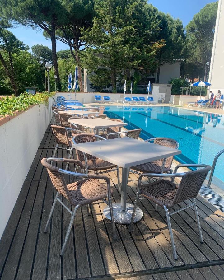 G&D Hotel Deanna Pool&Brunch Milano Marittima Bagian luar foto